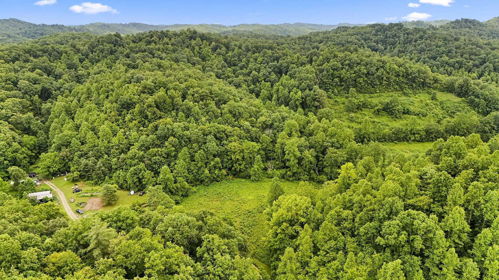 18.5 Acres of Land for Sale in Campton, Kentucky