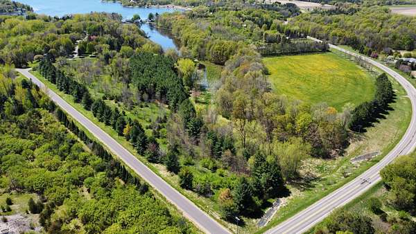 10 Acres of Residential Land for Sale in Lindstrom, Minnesota