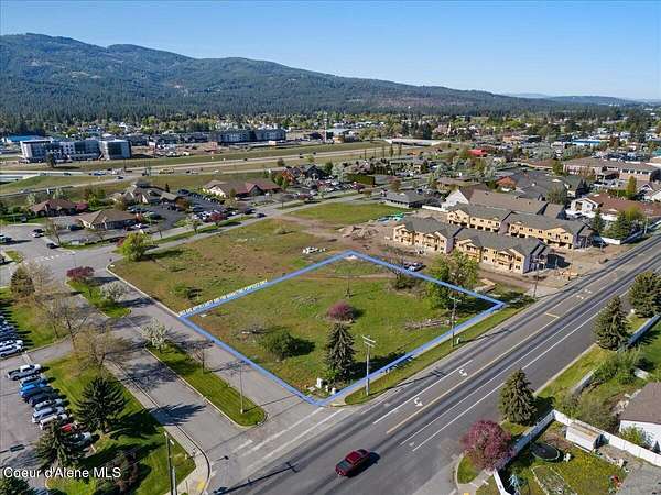 1.25 Acres of Commercial Land for Sale in Post Falls, Idaho