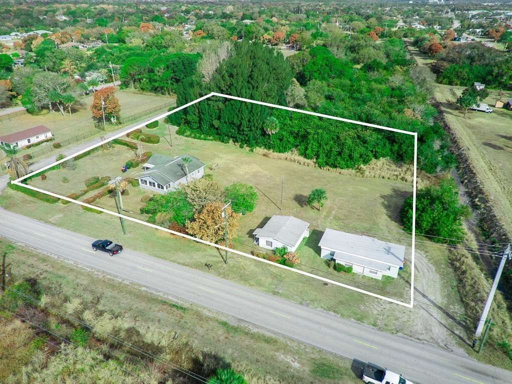 1.5 Acres of Land for Sale in Vero Beach, Florida