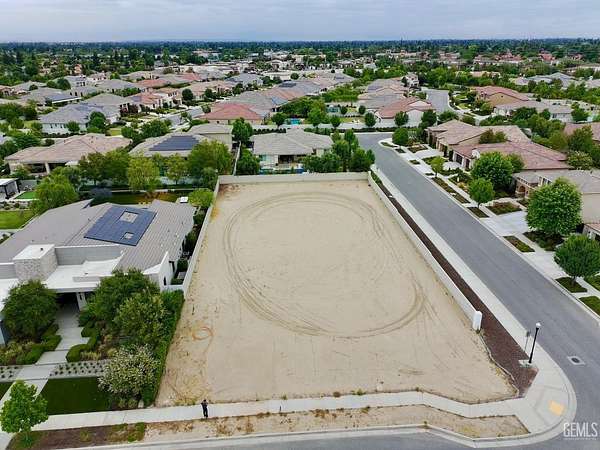 0.48 Acres of Residential Land for Sale in Bakersfield, California