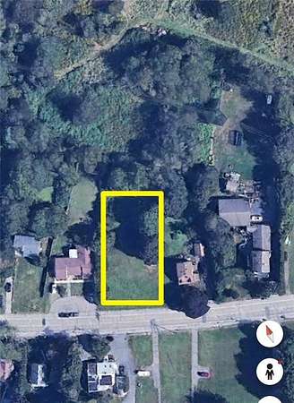 0.43 Acres of Residential Land for Sale in Portsmouth, Rhode Island