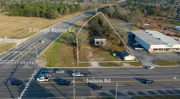 1.44 Acres of Mixed-Use Land for Sale in Longview, Texas
