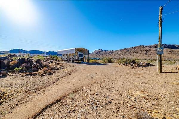 1.1 Acres of Residential Land for Sale in Golden Valley, Arizona