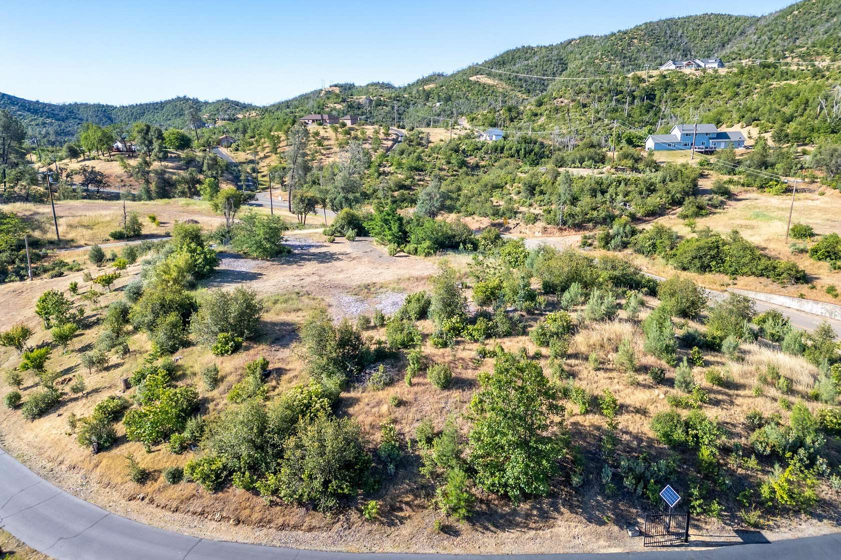 1 Acre of Residential Land for Sale in Redding, California
