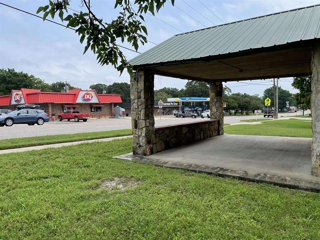 0.75 Acres of Mixed-Use Land for Sale in St. Jo, Texas