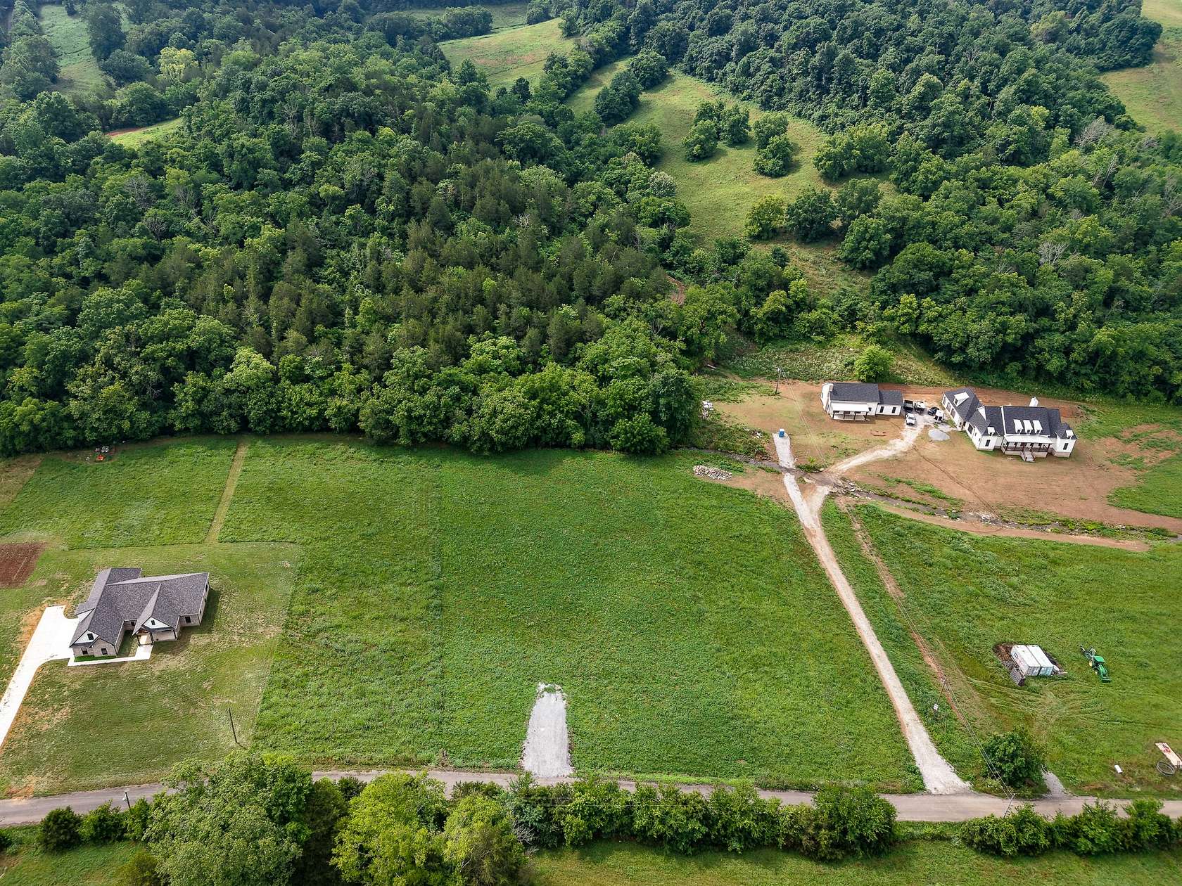 5 Acres of Residential Land for Sale in Frankewing, Tennessee