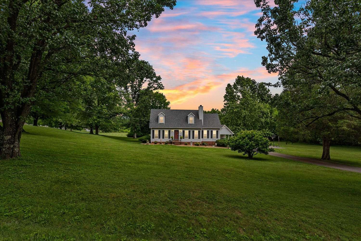 3.28 Acres of Land with Home for Sale in Pulaski, Tennessee
