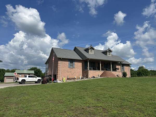 5.34 Acres of Land with Home for Sale in Gallatin, Tennessee