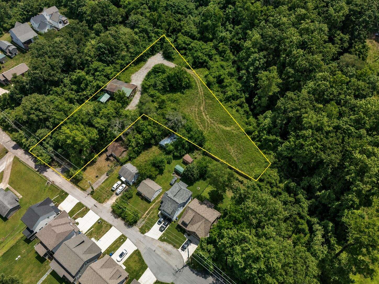 2 Acres of Land with Home for Sale in Chattanooga, Tennessee