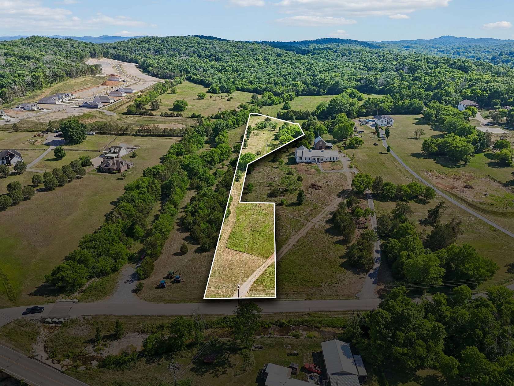 2.2 Acres of Residential Land for Auction in Smyrna, Tennessee
