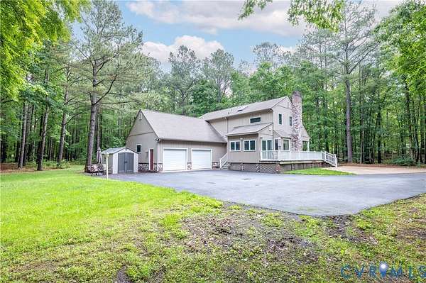 8 Acres of Land with Home for Sale in Ashland, Virginia