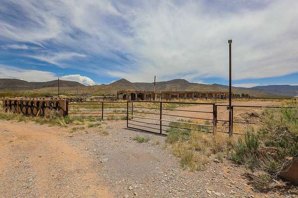10 Acres of Agricultural Land for Sale in Alamogordo, New Mexico