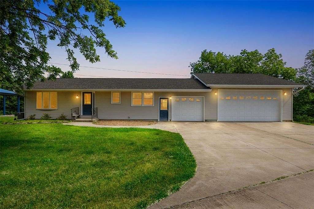 23.3 Acres of Land with Home for Sale in Maquoketa, Iowa