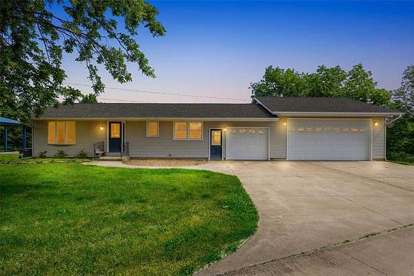23.3 Acres of Land with Home for Sale in Maquoketa, Iowa