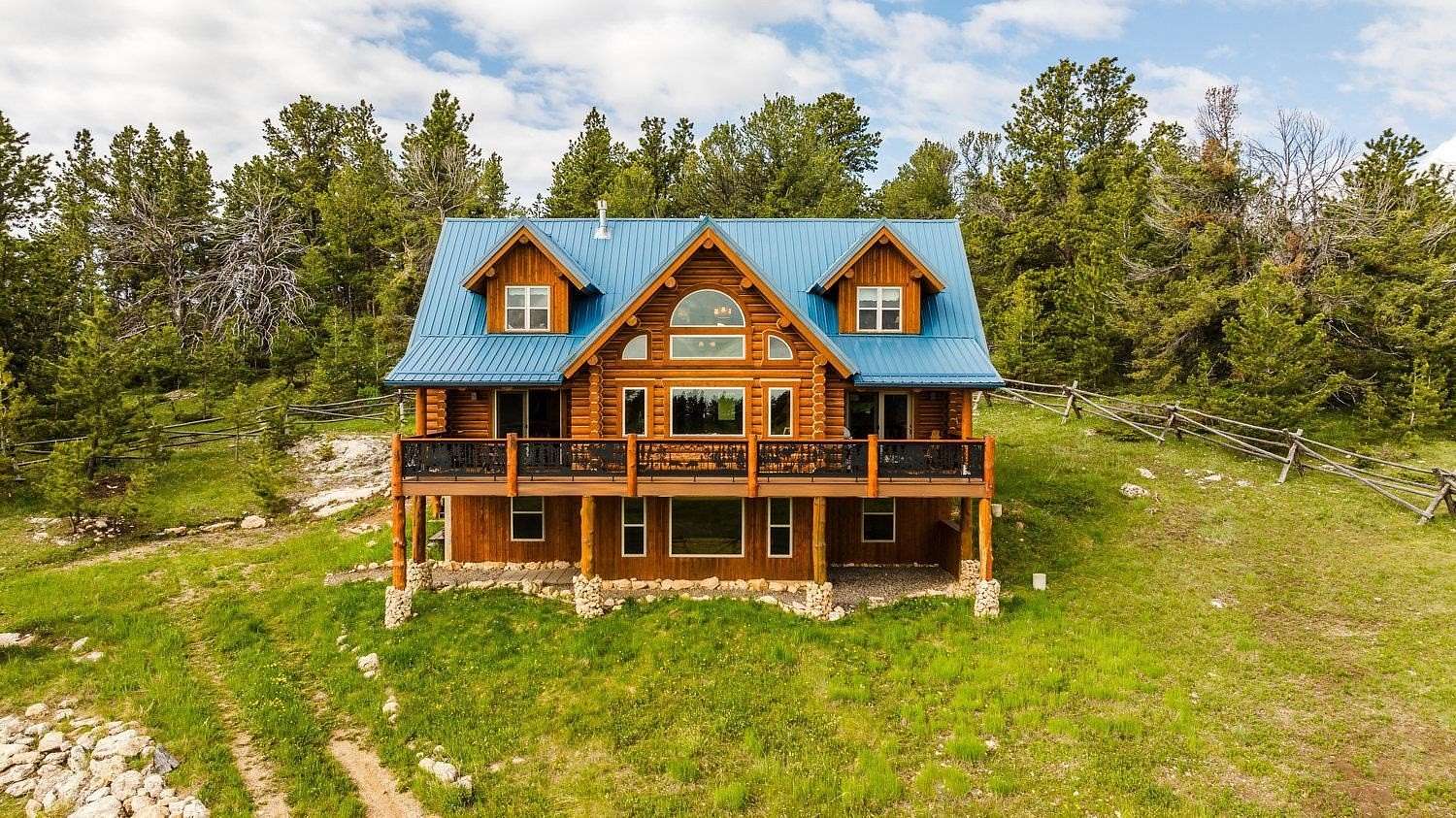17.3 Acres of Recreational Land with Home for Sale in Buffalo, Wyoming