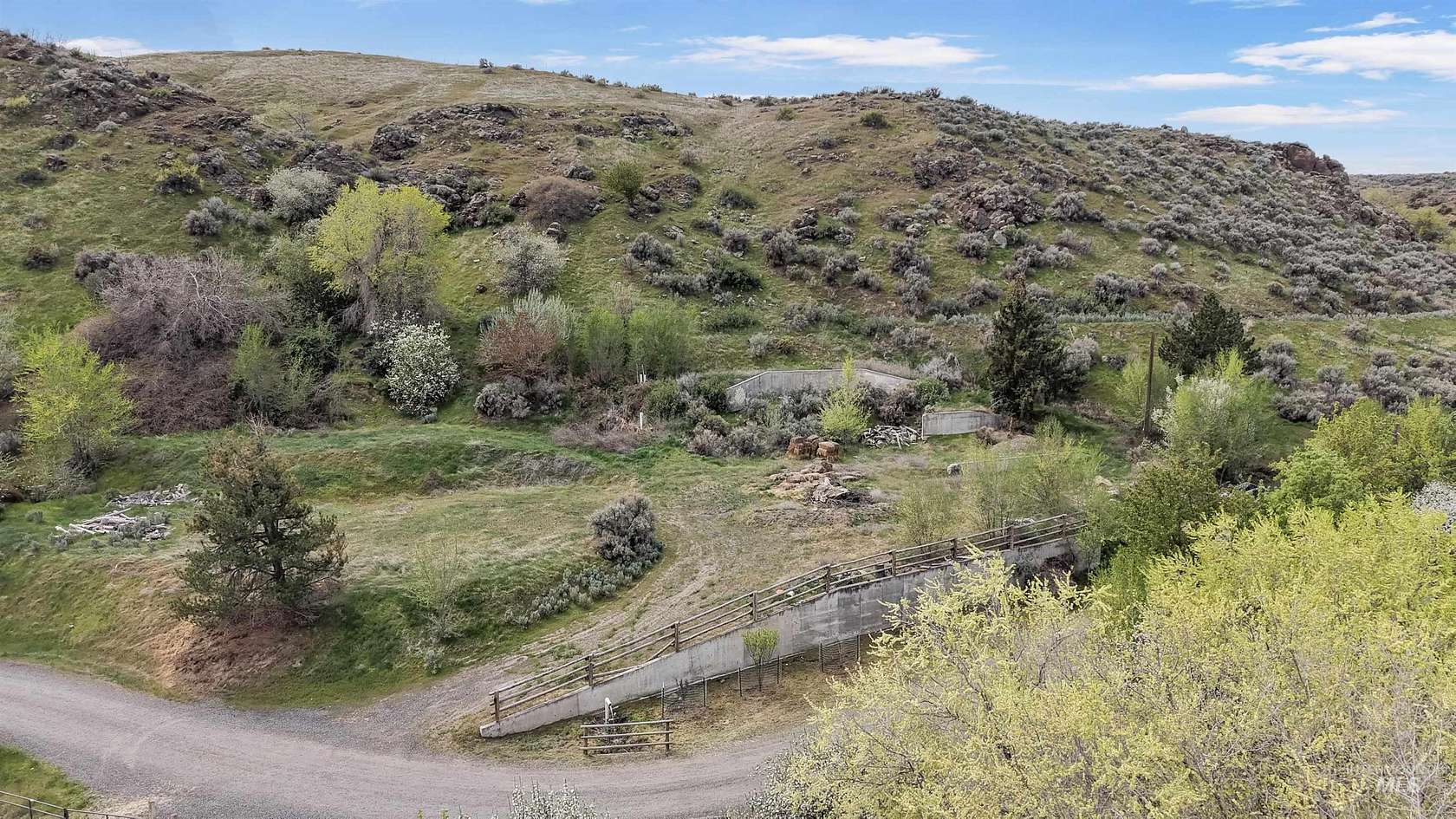 3.27 Acres of Land for Sale in Buhl, Idaho