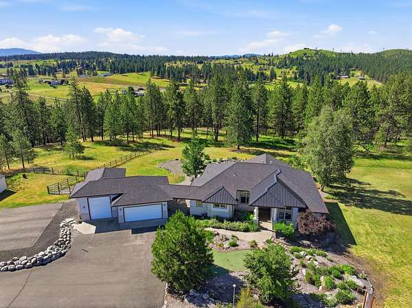 10 Acres of Land with Home for Sale in Spokane, Washington