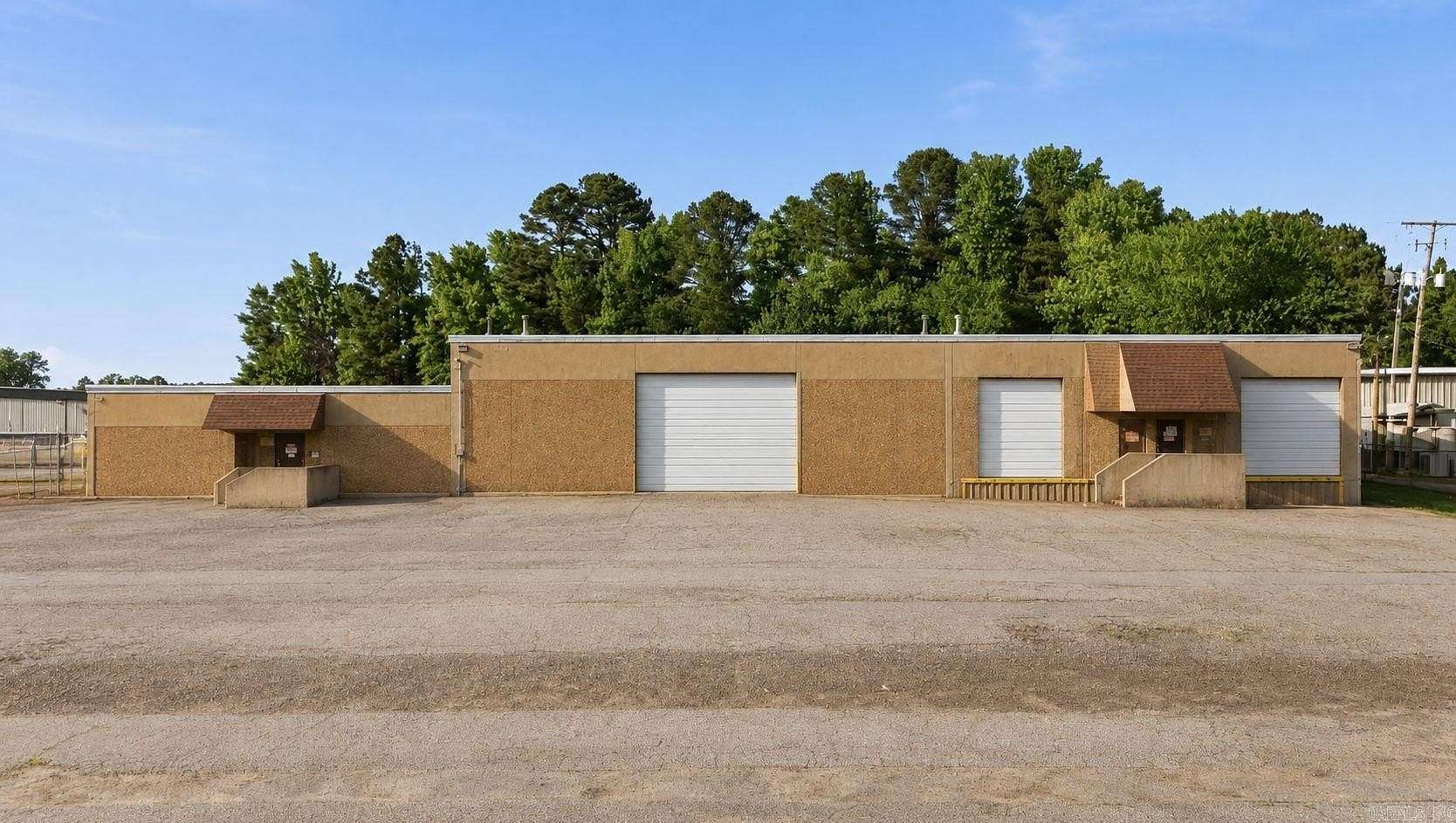 1.87 Acres of Improved Commercial Land for Sale in Jacksonville, Arkansas