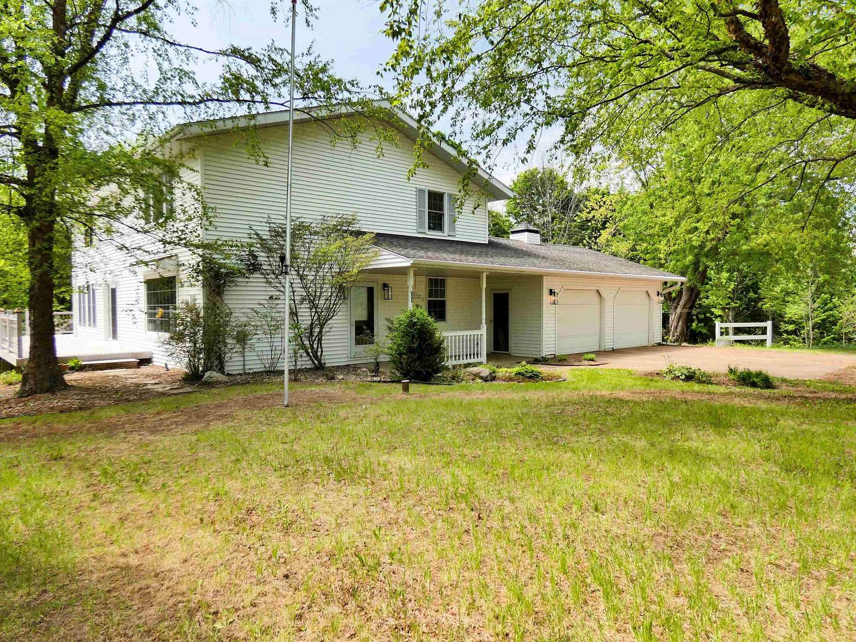 4.24 Acres of Land with Home for Sale in Pulaski, Wisconsin