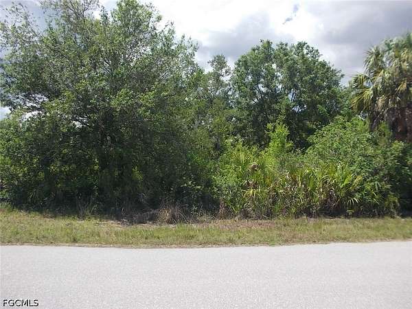 1.25 Acres of Residential Land for Sale in Port Charlotte, Florida