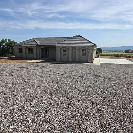 3.6 Acres of Land with Home for Sale in Hereford, Arizona