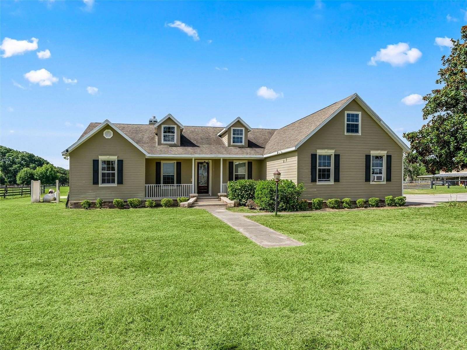 10 Acres of Land with Home for Sale in Sumterville, Florida