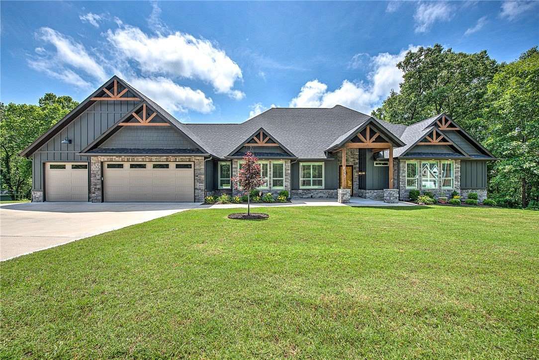 2.56 Acres of Land with Home for Sale in Bentonville, Arkansas