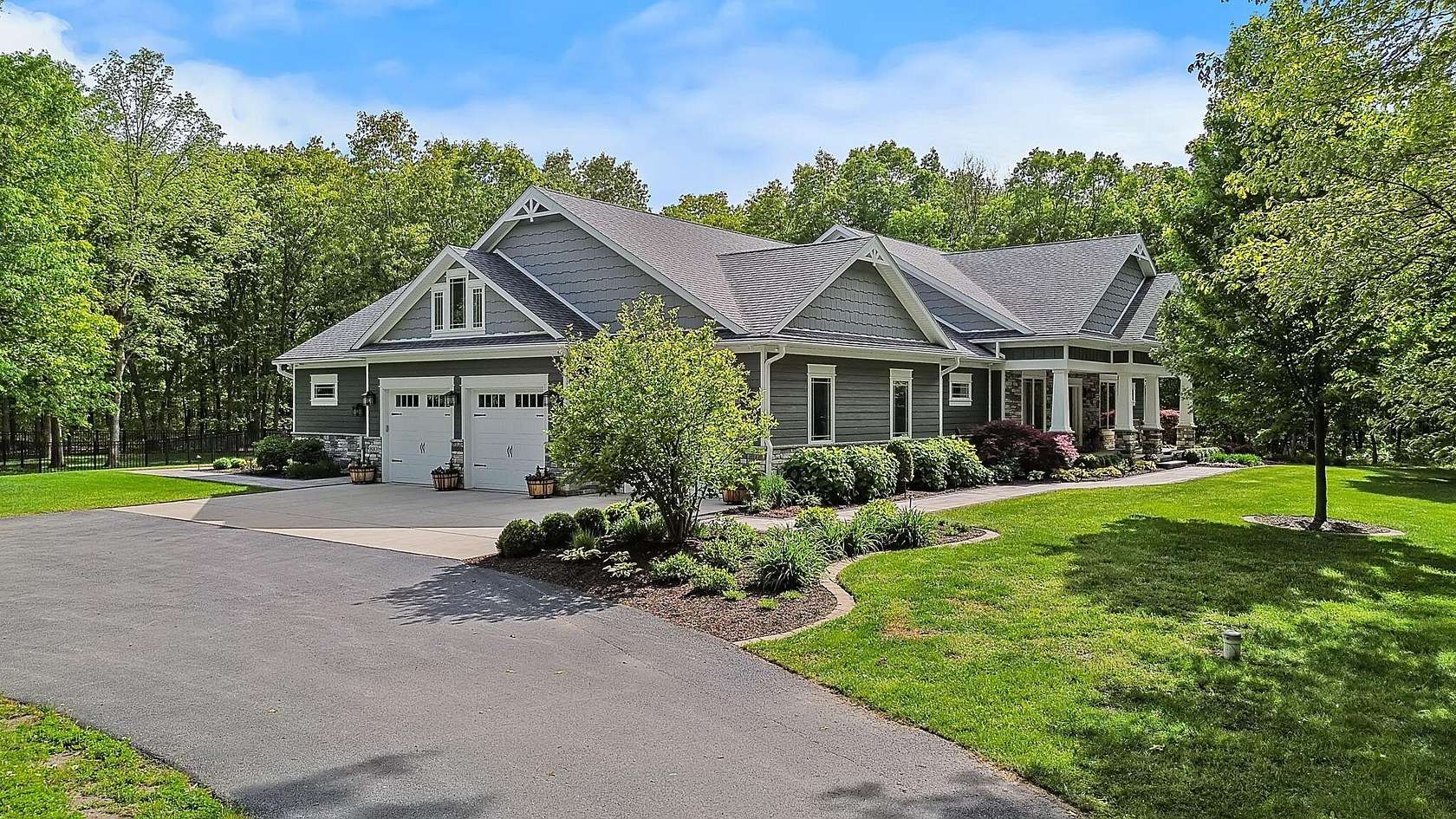 35 Acres of Land with Home for Sale in Lake Village, Indiana