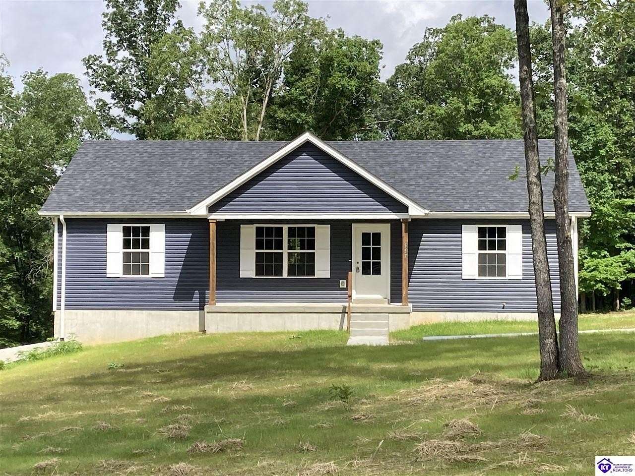 3.1 Acres of Land with Home for Sale in Eastview, Kentucky