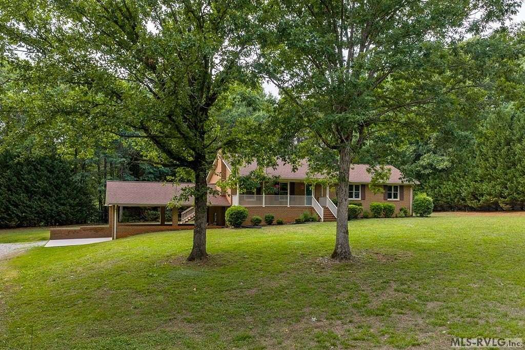 3.12 Acres of Land with Home for Sale in South Hill, Virginia