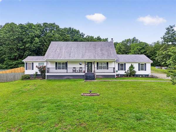 3.2 Acres of Land with Home for Sale in Russellville, Kentucky