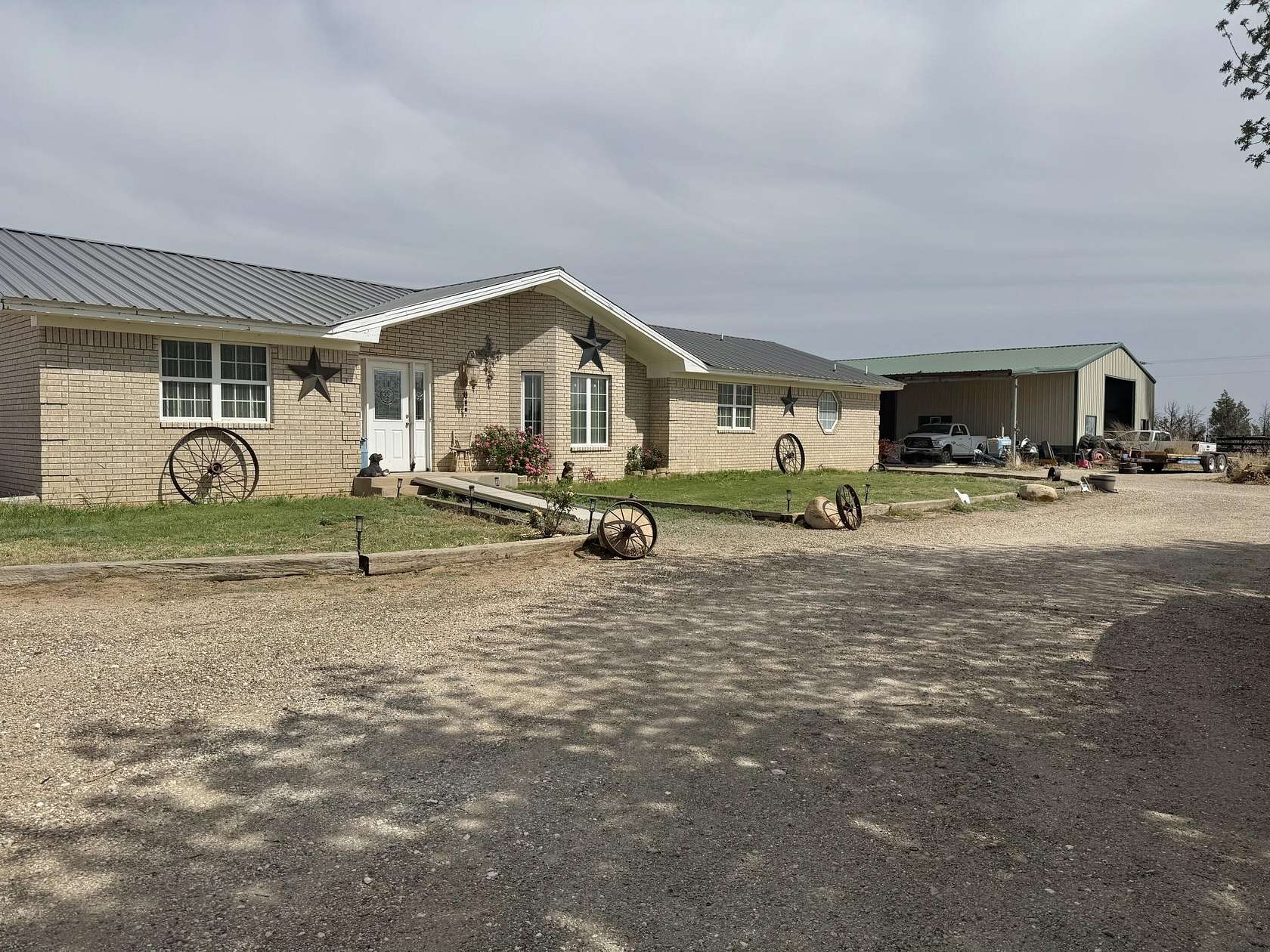 10 Acres of Land with Home for Sale in Muleshoe, Texas