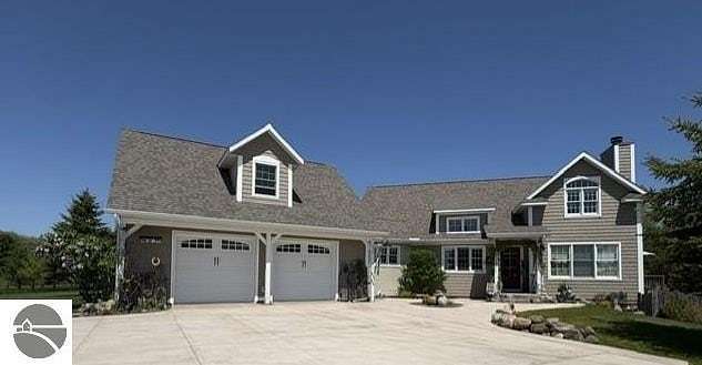 9 Acres of Land with Home for Sale in West Branch, Michigan