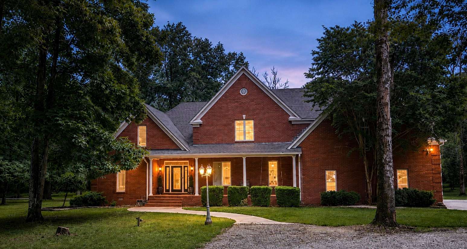 7 Acres of Land with Home for Sale in Hermitage, Tennessee