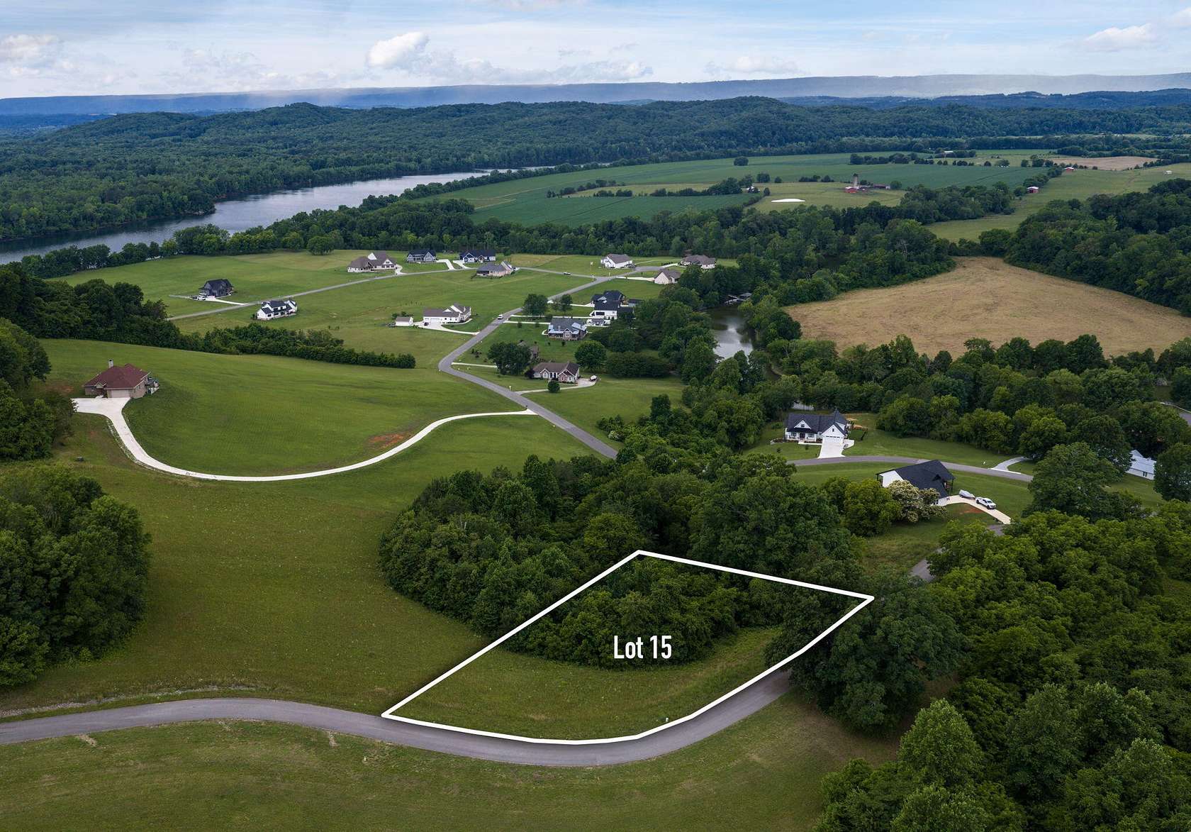 1.12 Acres of Residential Land for Sale in Decatur, Tennessee