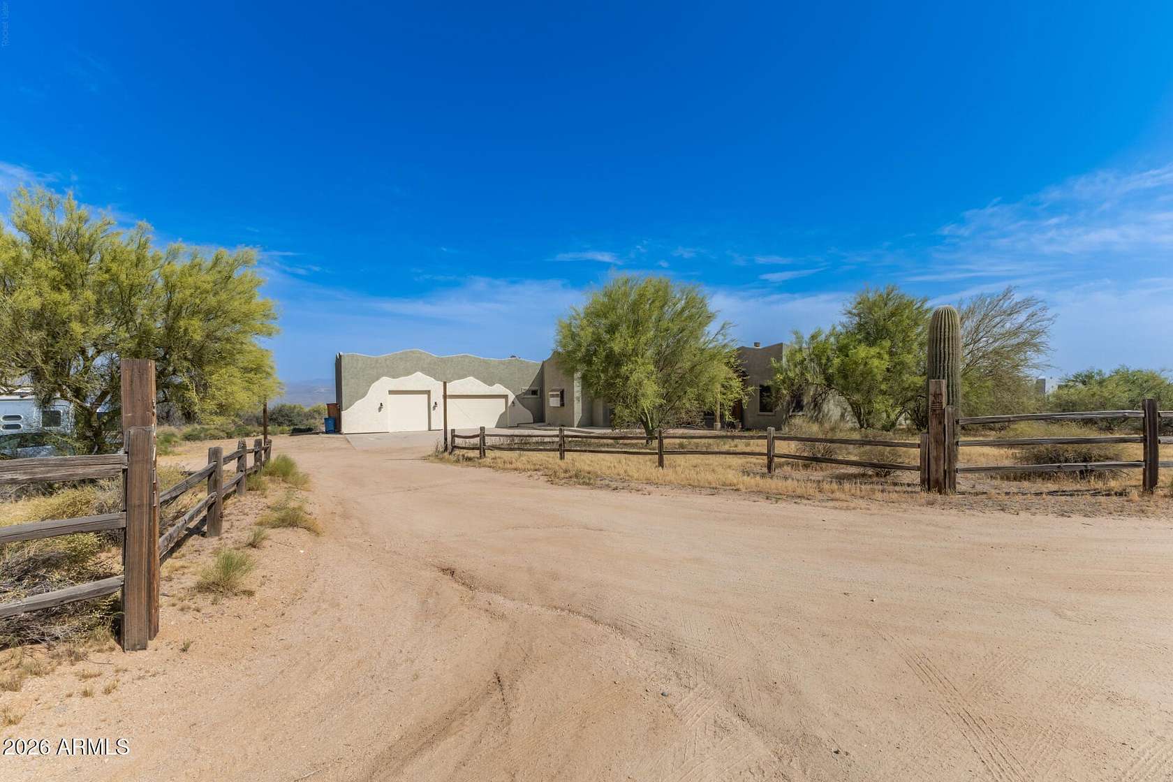 2.5 Acres of Land with Home for Sale in Scottsdale, Arizona