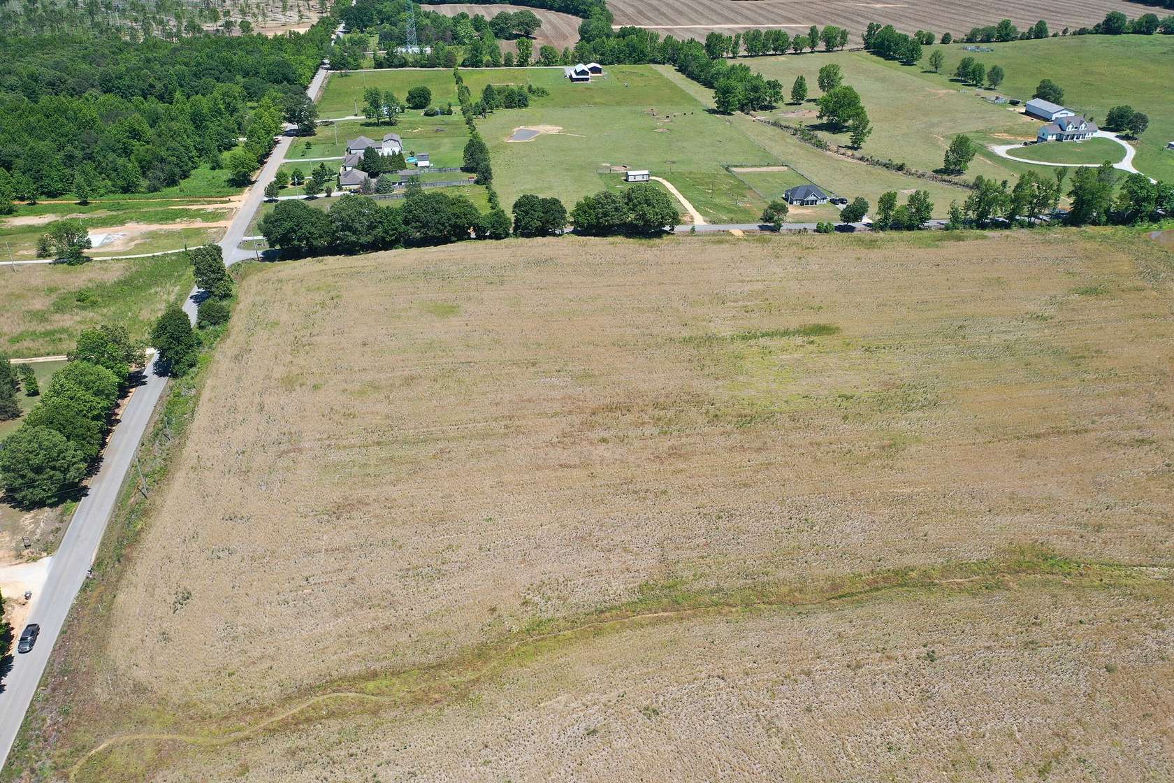 7 Acres of Agricultural Land for Sale in Florence, Alabama