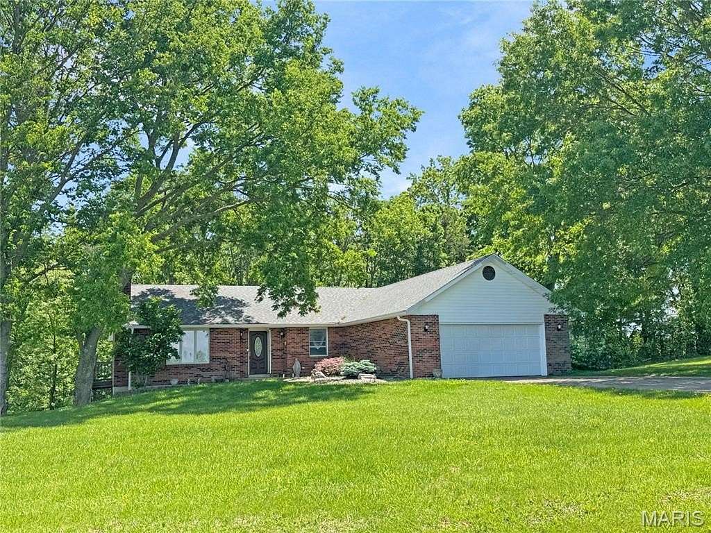 10 Acres of Land with Home for Sale in Washington, Missouri