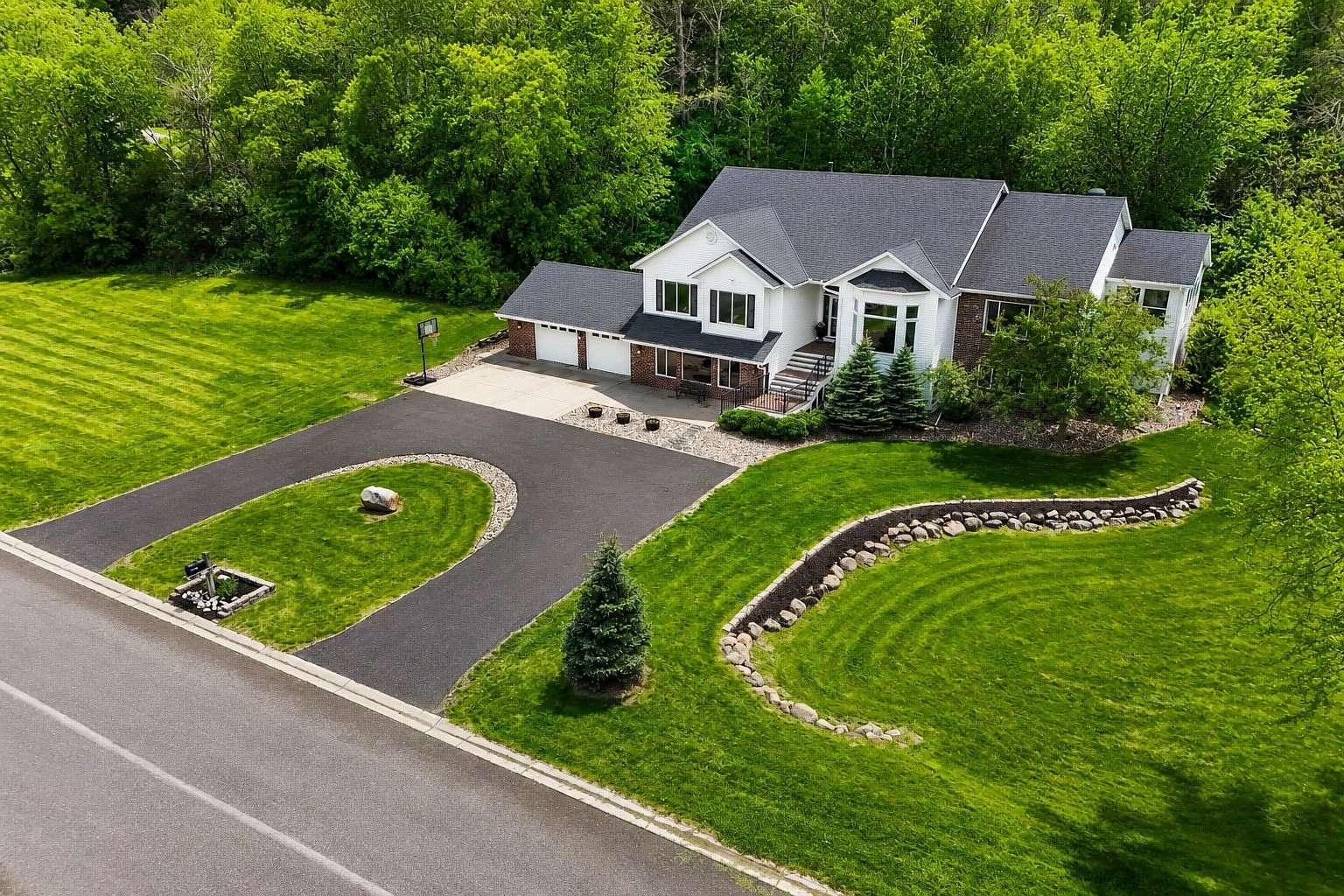 2.57 Acres of Land with Home for Sale in Inver Grove Heights, Minnesota