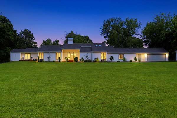 2.33 Acres of Land with Home for Sale in Springfield, Missouri