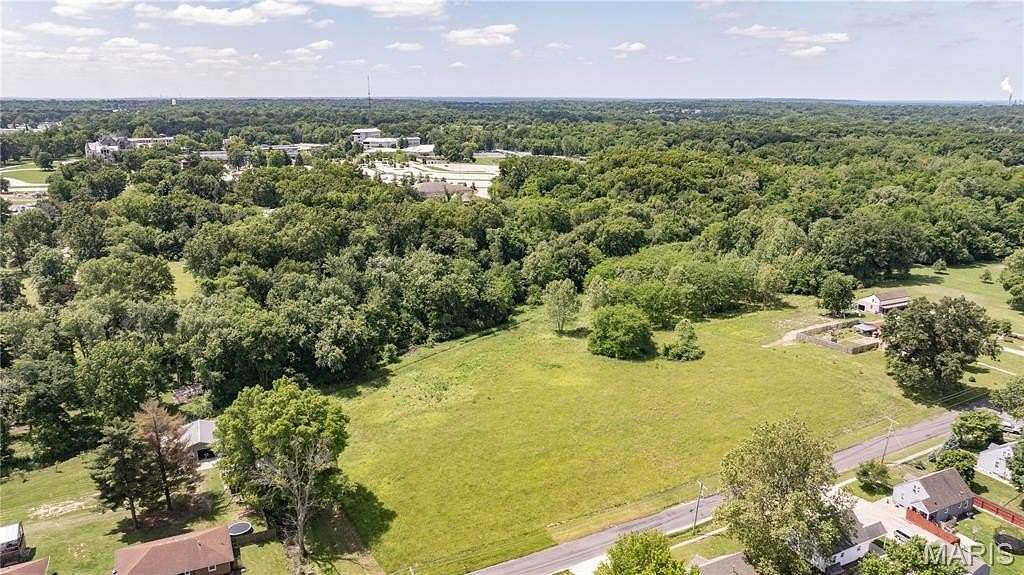 25 Acres of Land for Sale in Godfrey, Illinois