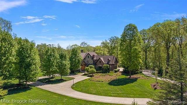 9.89 Acres of Land with Home for Sale in Clarkston, Michigan