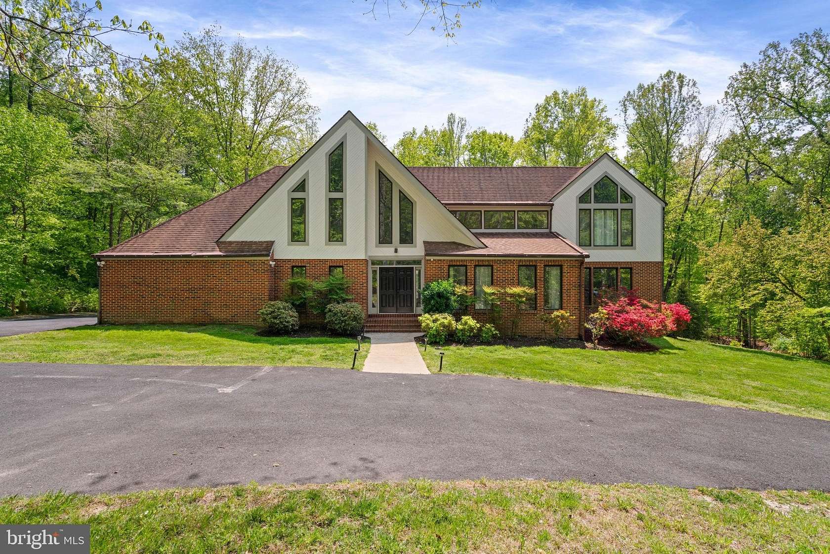 5 Acres of Land with Home for Sale in Fairfax Station, Virginia