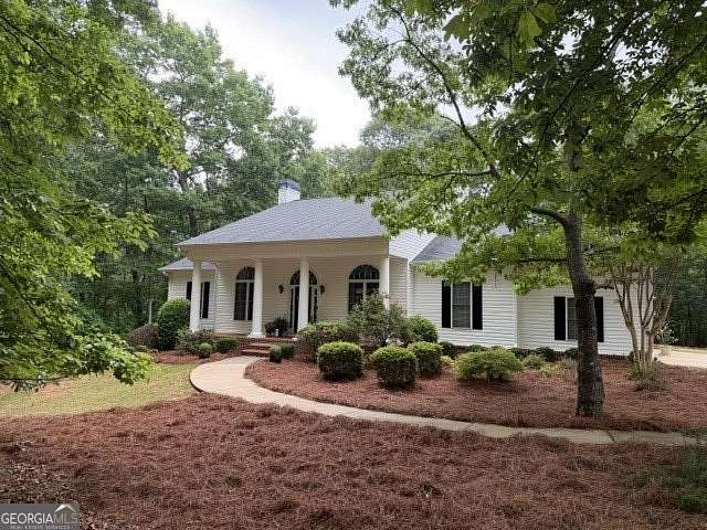 1.78 Acres of Land with Home for Sale in Douglasville, Georgia
