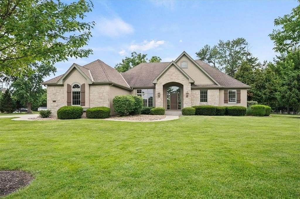 2.2 Acres of Land with Home for Sale in Stilwell, Kansas