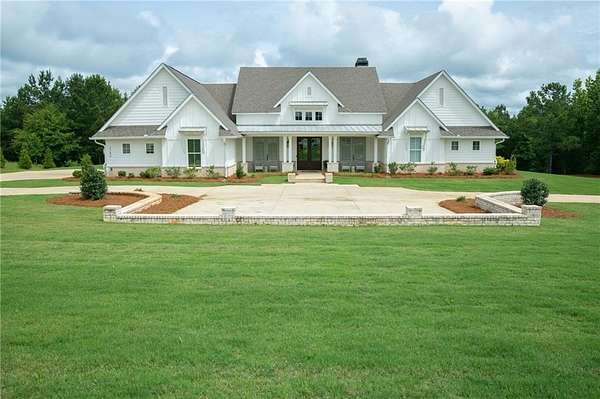 3 Acres of Land with Home for Sale in Auburn, Alabama