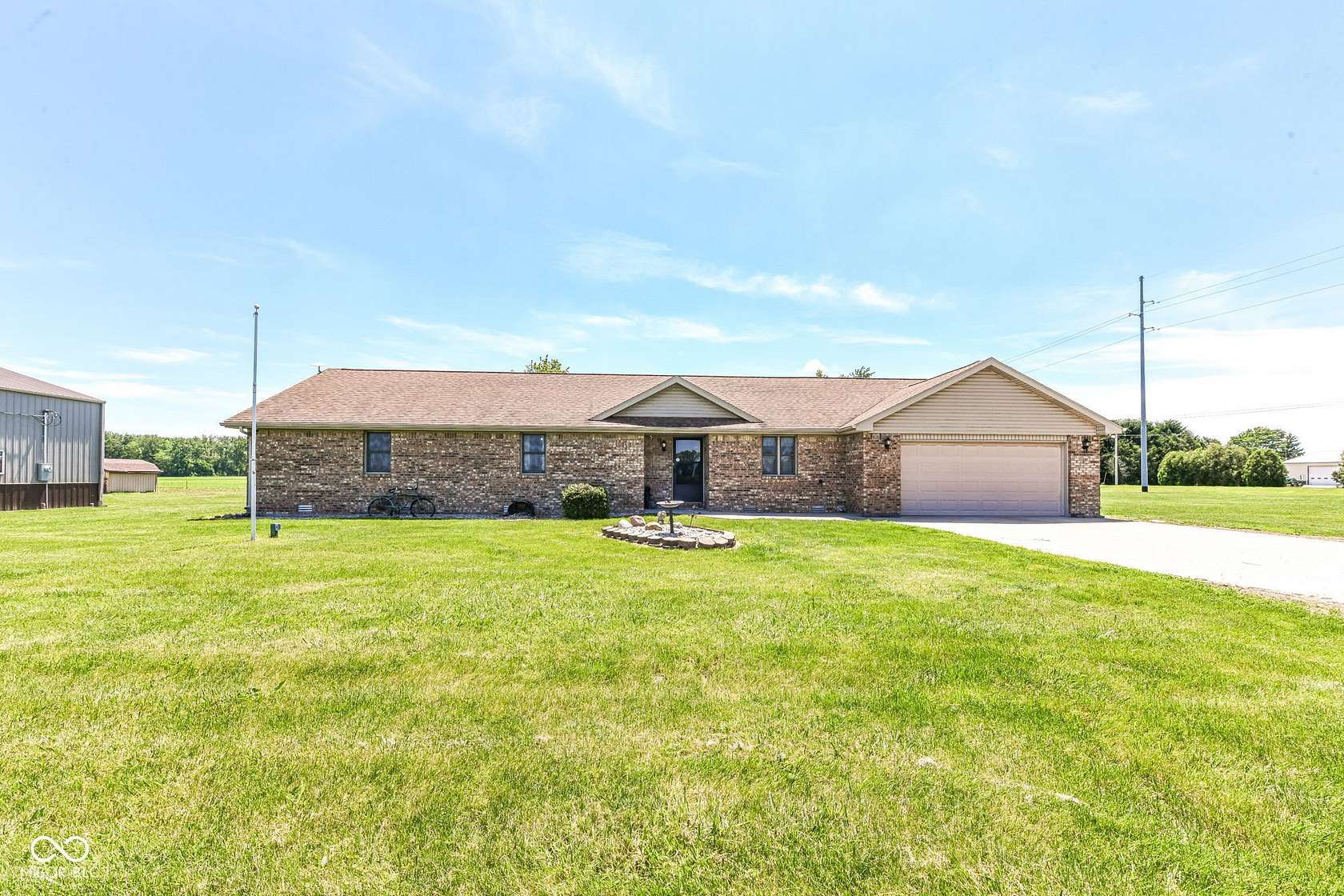 5 Acres of Land with Home for Sale in Elwood, Indiana