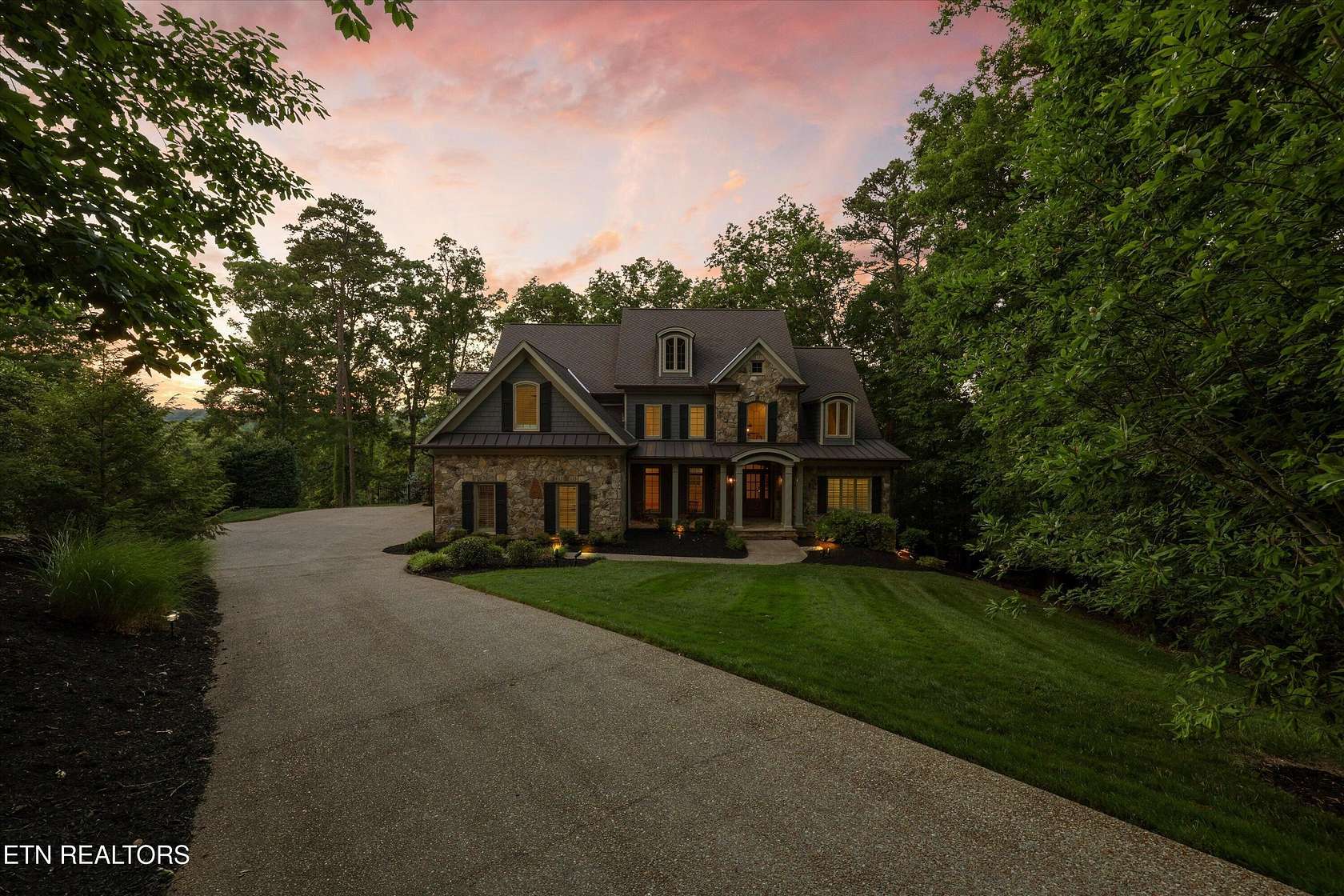 4 Acres of Land with Home for Sale in Knoxville, Tennessee