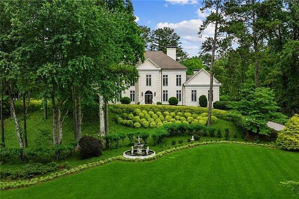 2 Acres of Land with Home for Sale in Atlanta, Georgia